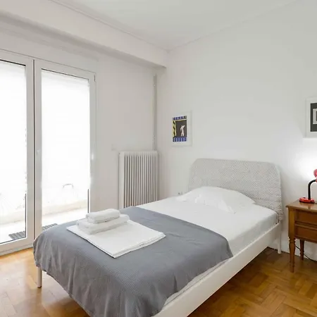 Comfortable 2 Bdrm Apartment, Fully Equipped *