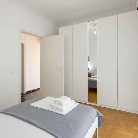 Comfortable 2 Bdrm Apartment, Fully Equipped Thessaloniki