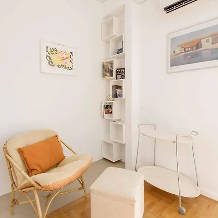 Comfortable 2 Bdrm Apartment, Fully Equipped Thessaloniki